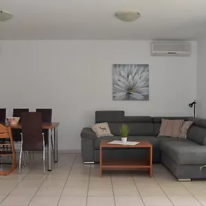 Appartamento Andrea, Čižići